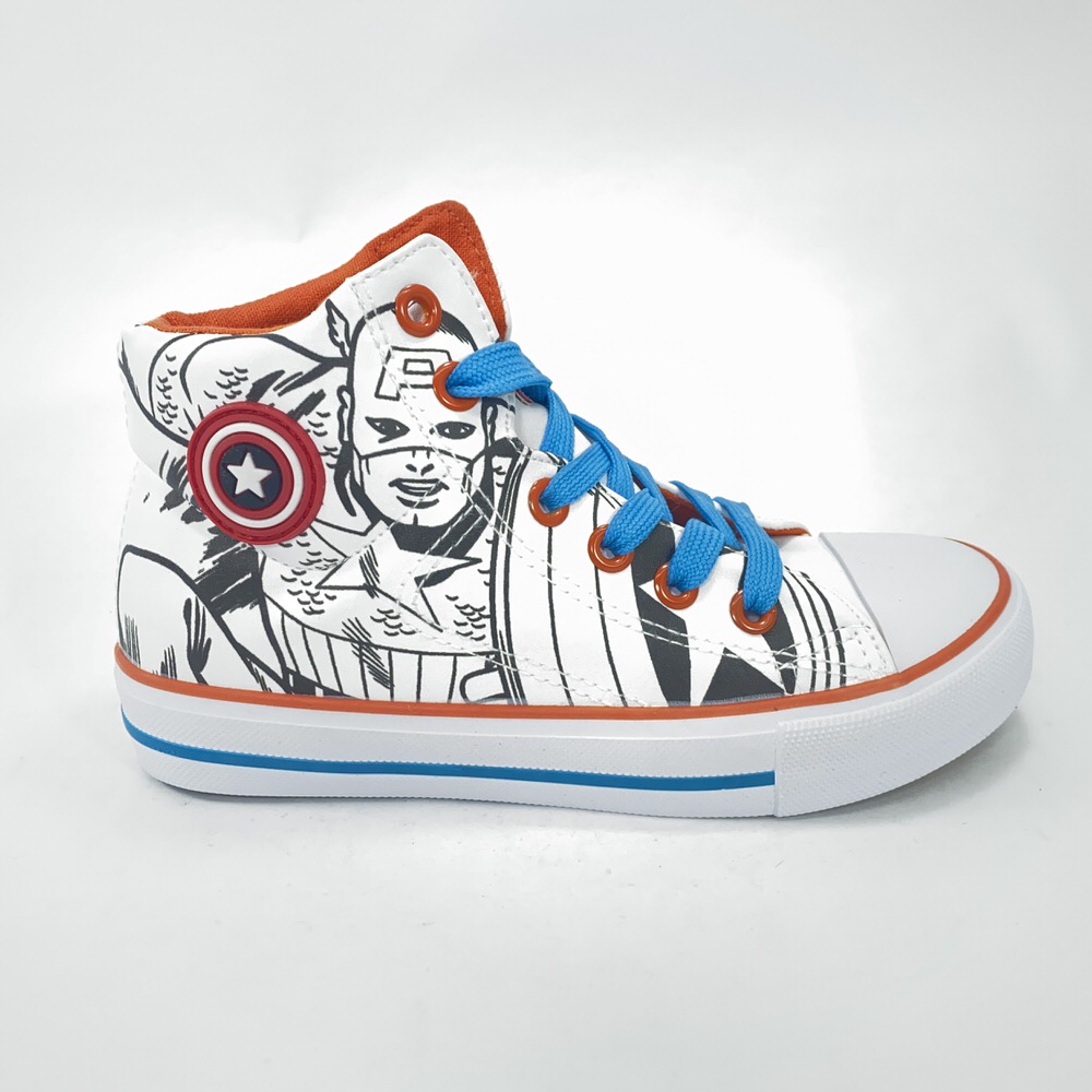 BOTA COMICS CAPITAN BLANCO/18