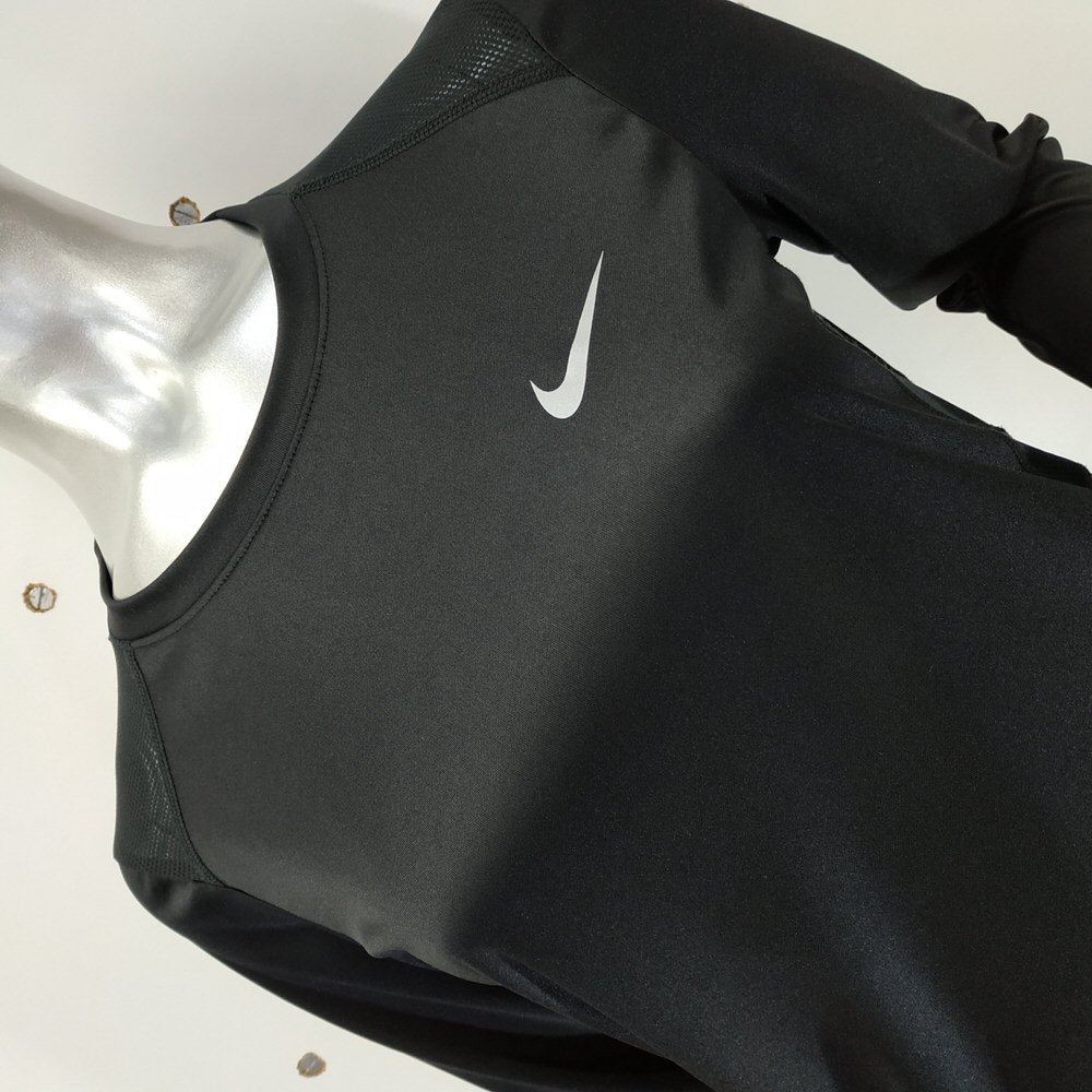 REMERA DRY WMNS M/L TOP NEGRO/18