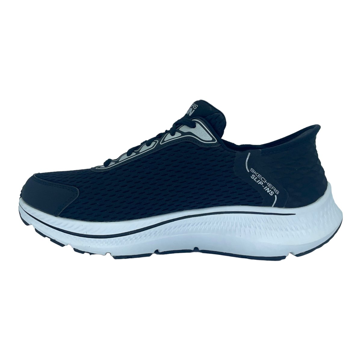 GO RUN CONSISTENT 2.0 BLACK AND WHITE